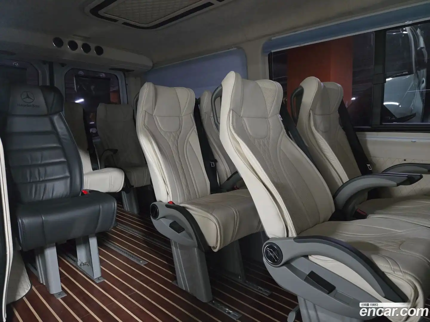 Sprinter Mercedes-Benz 2017.11-INNER-008