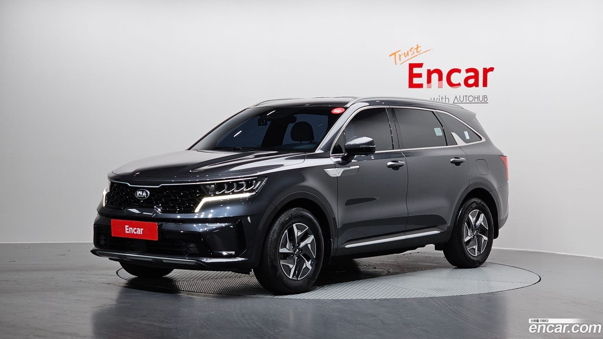 Main__Slider__Photo:Sorento Kia 2021.1-0