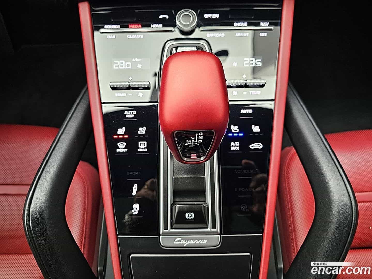 Cayenne Porsche 2019.4-OPTION-020