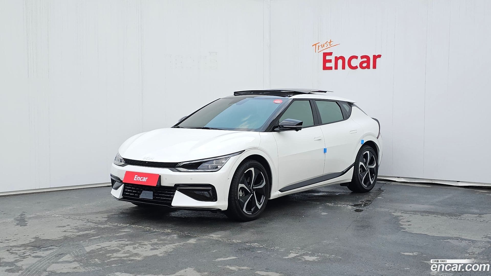 Main__Slider__Photo:EV6 Kia 2022.1-0