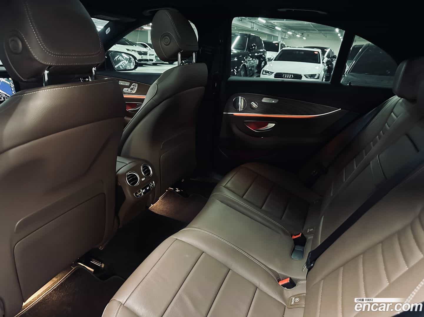 E-Class Mercedes-Benz 2021.2-OPTION-015