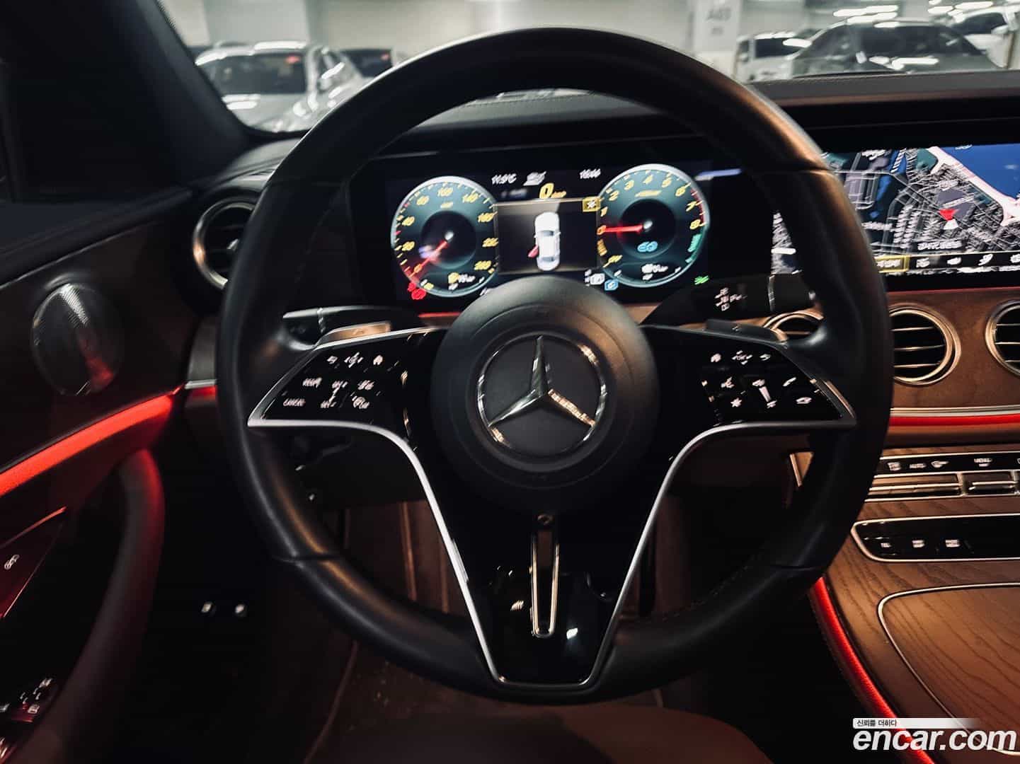 E-Class Mercedes-Benz 2021.2-OPTION-016
