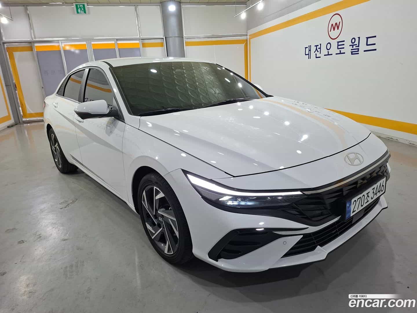 AVANTE Hyundai 2024.3-INNER-006