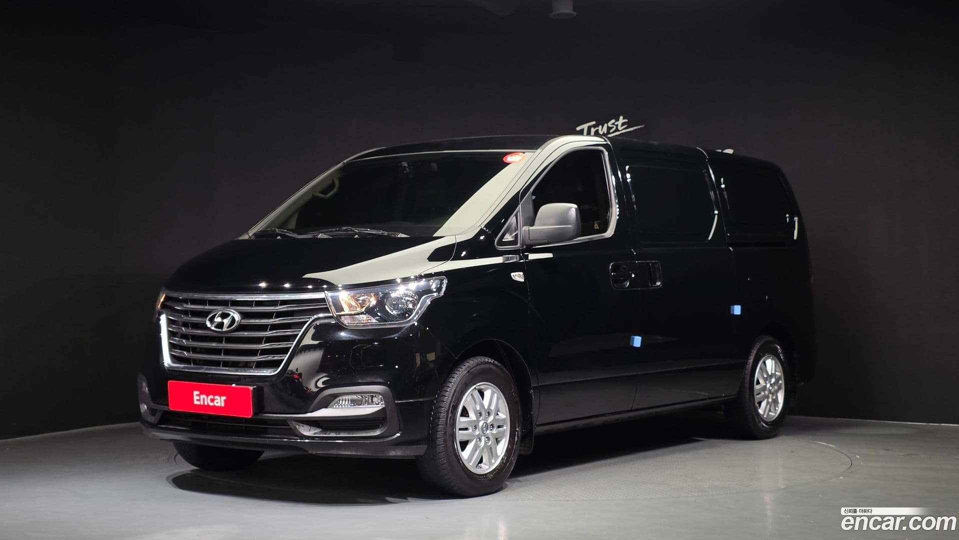 Main__Slider__Photo:Starex Hyundai 2021.1-0
