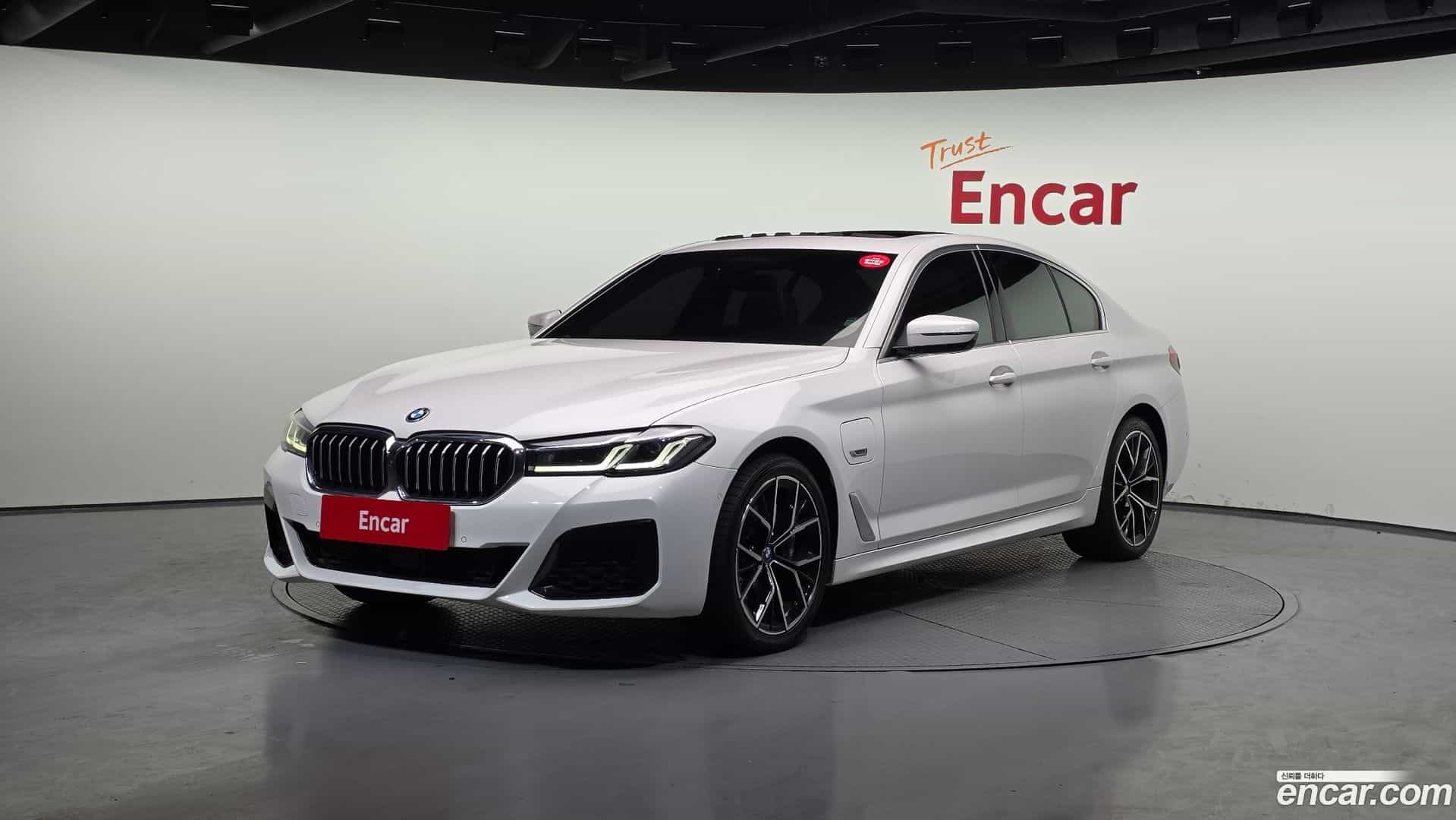 5-Series BMW 2021.9-OUTER-001