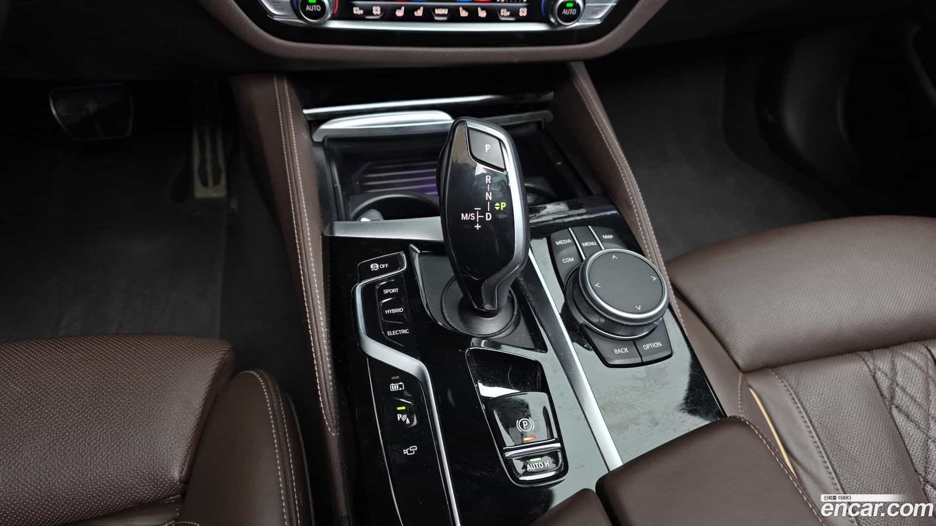 5-Series BMW 2021.9-INNER-009
