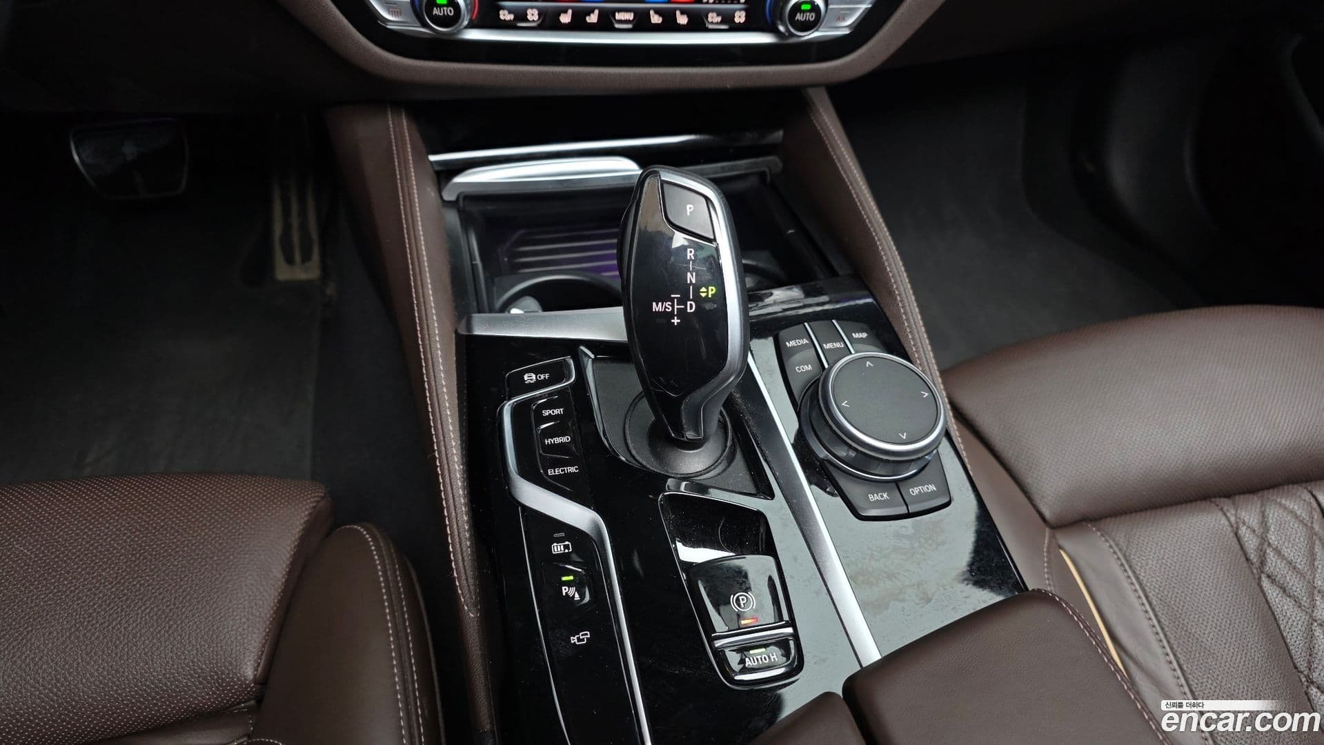 Main__Slider__Photo:5-Series BMW 2021.9-8