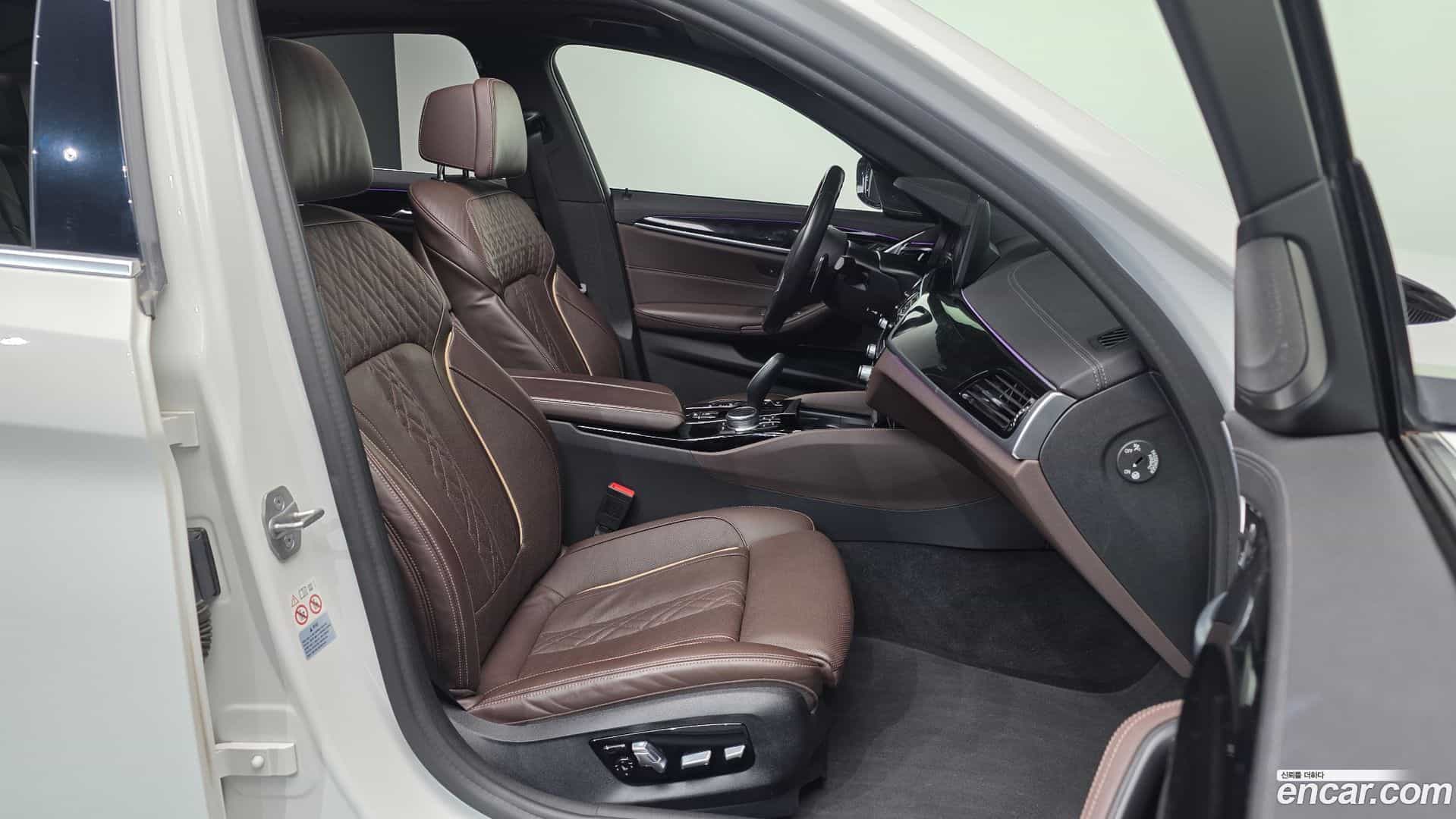 5-Series BMW 2021.9-INNER-010