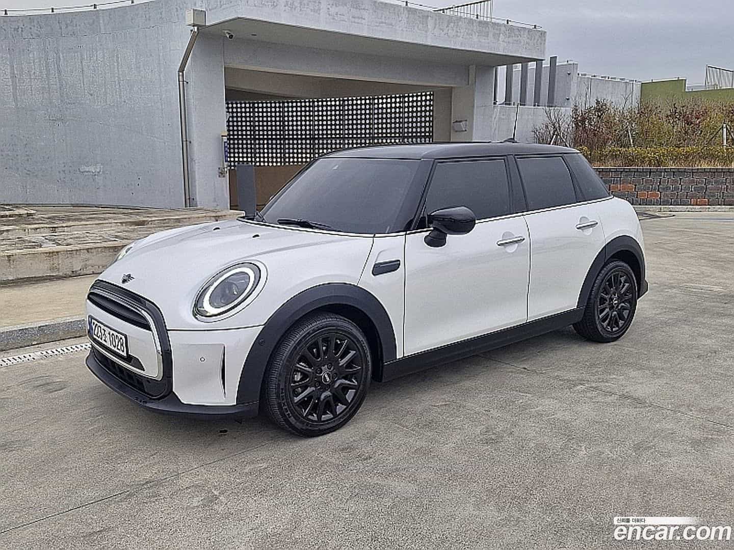 Cooper Mini 2024.4-OUTER-002