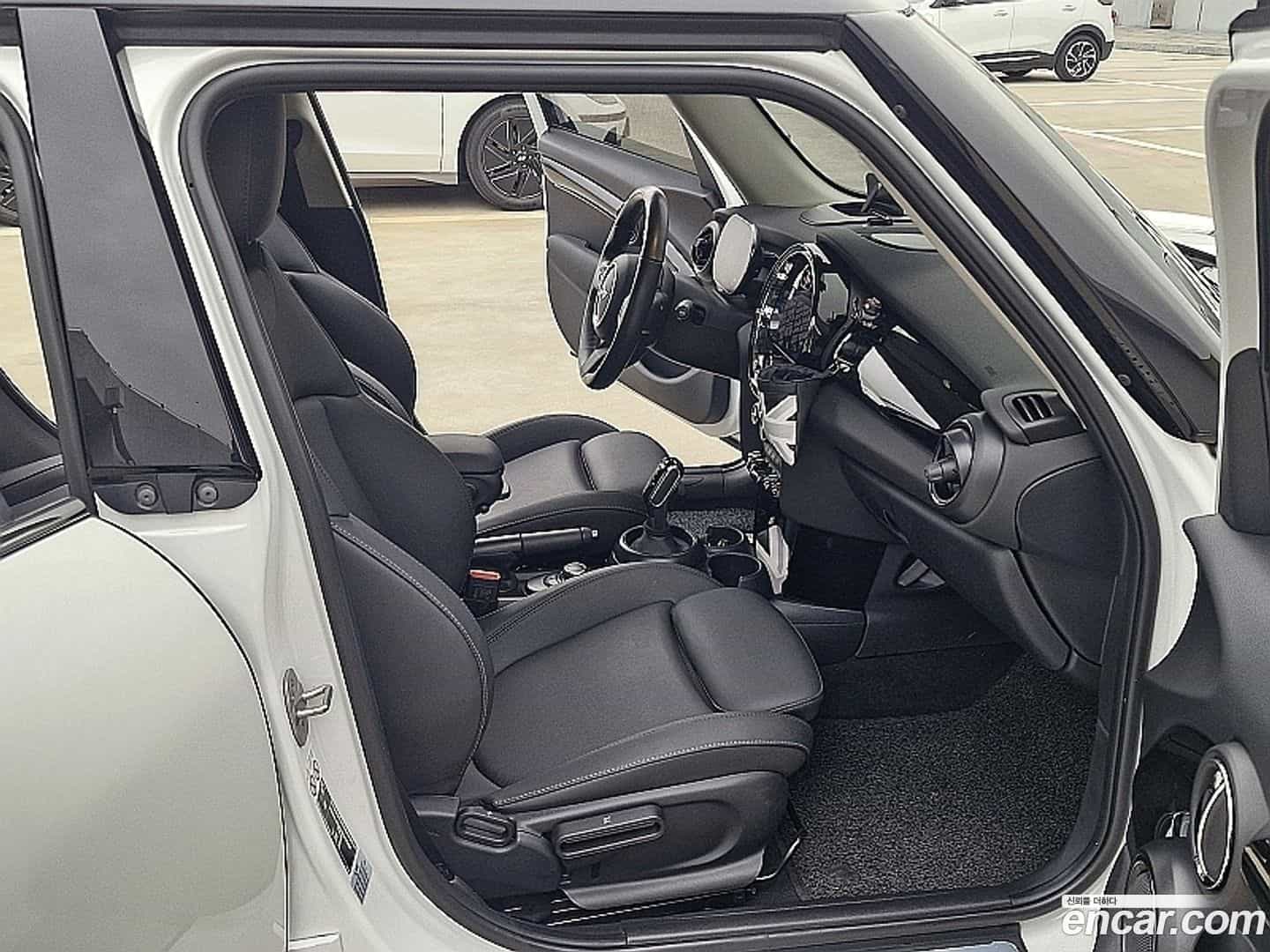 Cooper Mini 2024.4-INNER-008