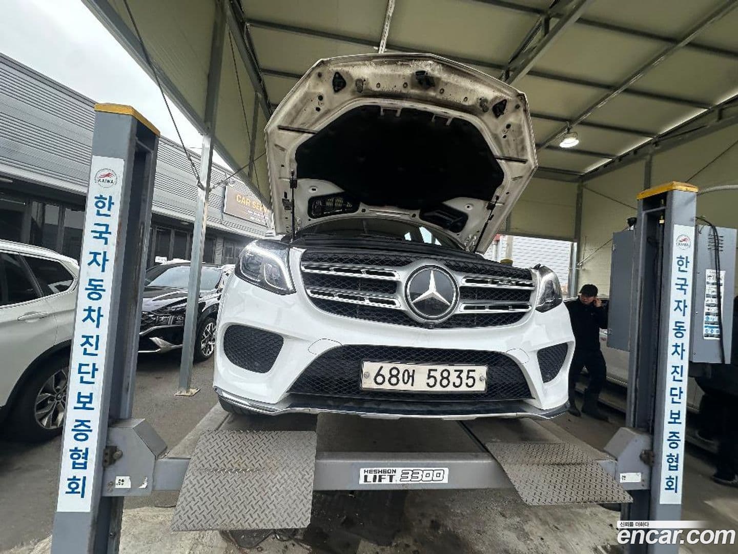 Main__Slider__Photo:GLS-Class Mercedes-Benz 2018.7-0