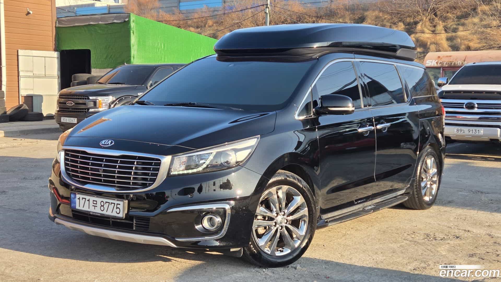 Canival Kia 2017.0-OUTER-001