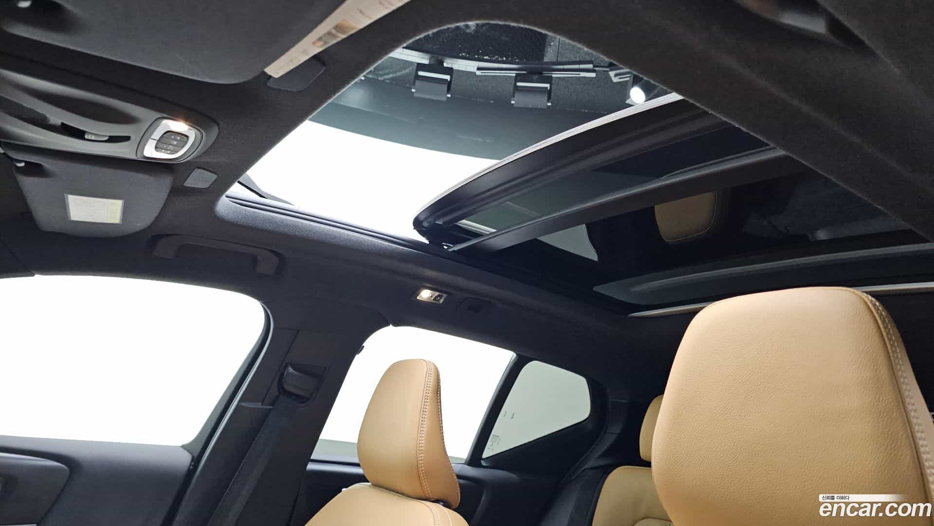 XC40 Volvo 2022.3-OPTION-022
