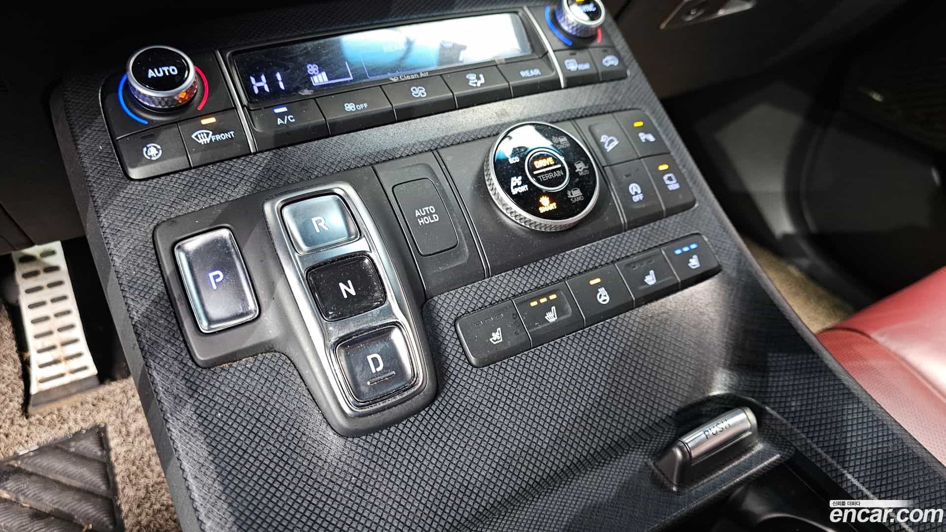 Palisade Hyundai 2019.1-INNER-009