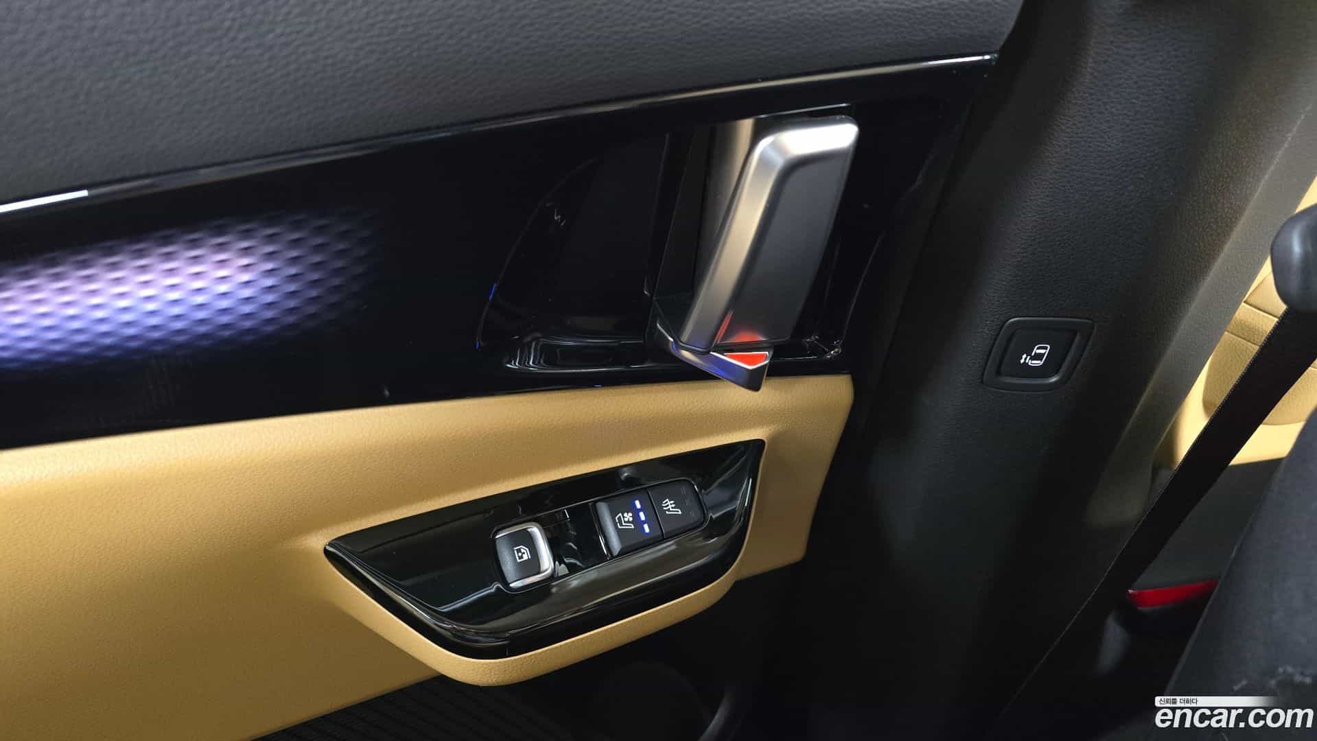 Canival Kia 2021.4-OPTION-023