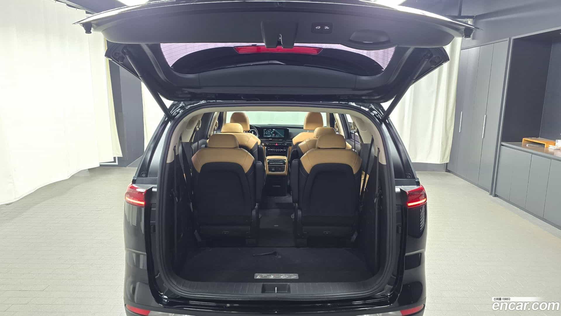 Canival Kia 2021.4-OPTION-024