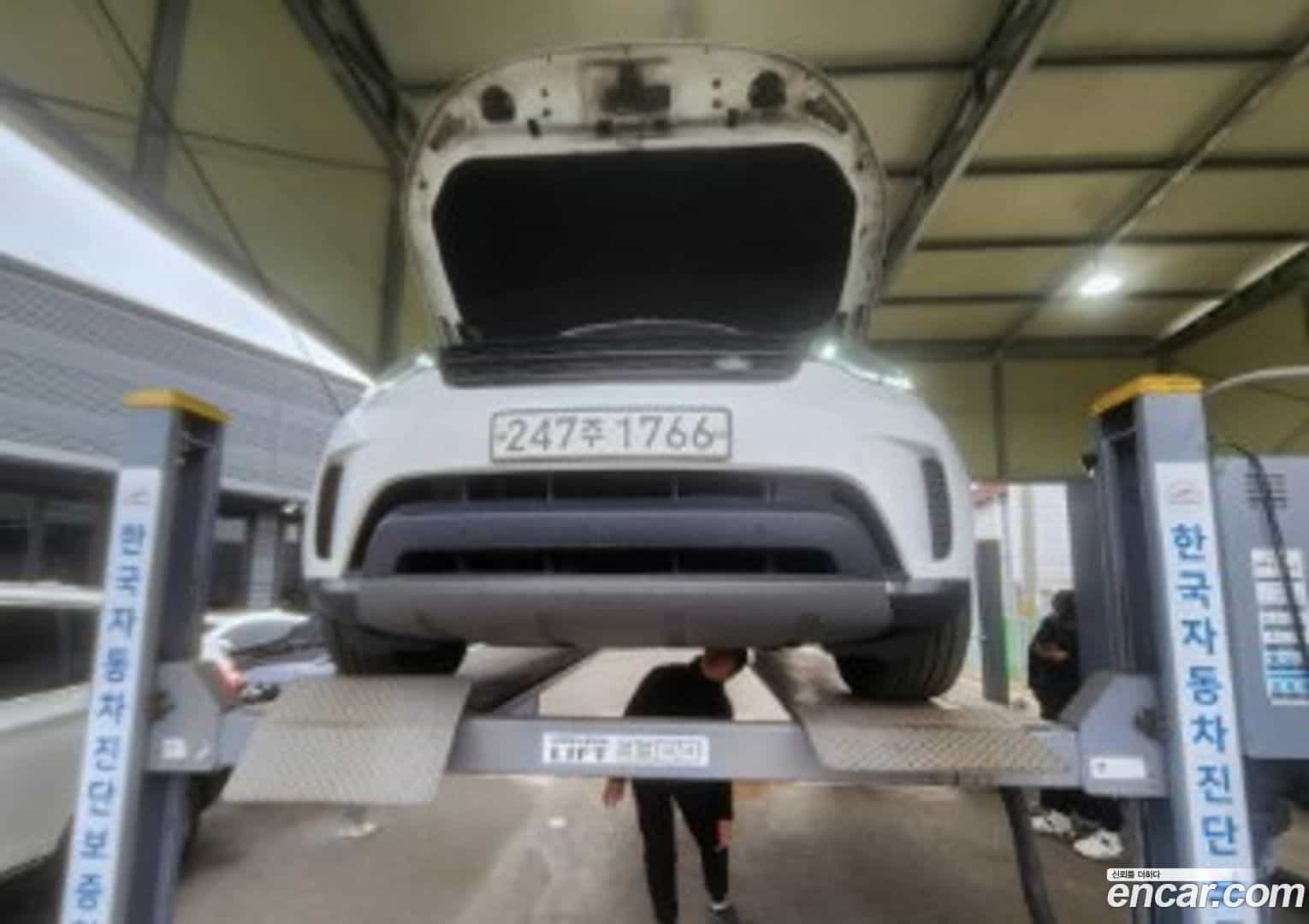 Discovery Land Rover 2019.11-OUTER-001