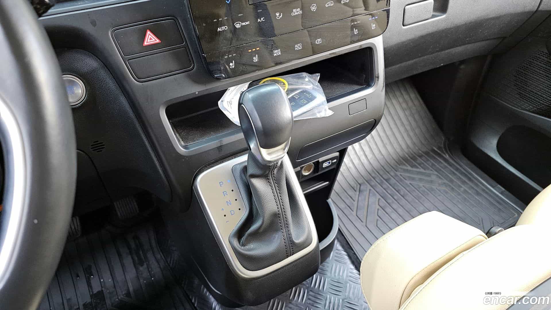 Staria Hyundai 2023.2-INNER-009