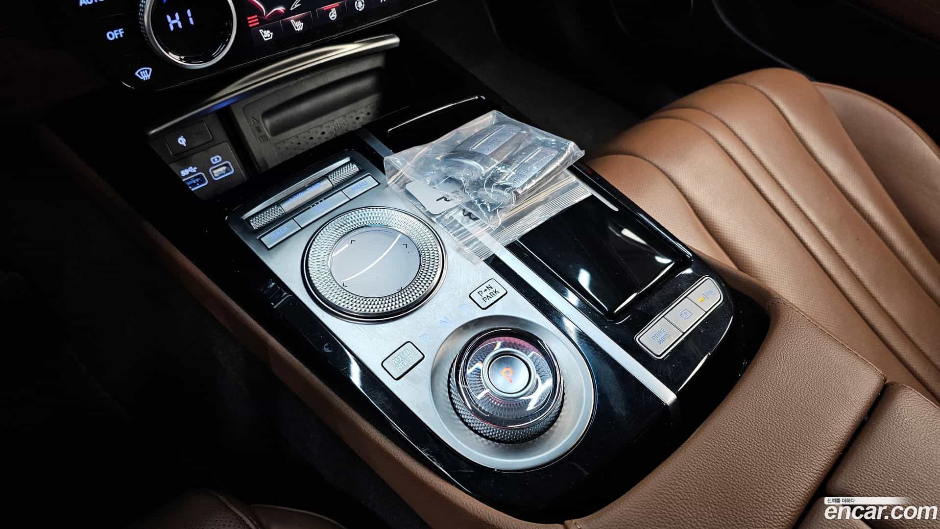G80 Genesis 2022.0-INNER-009