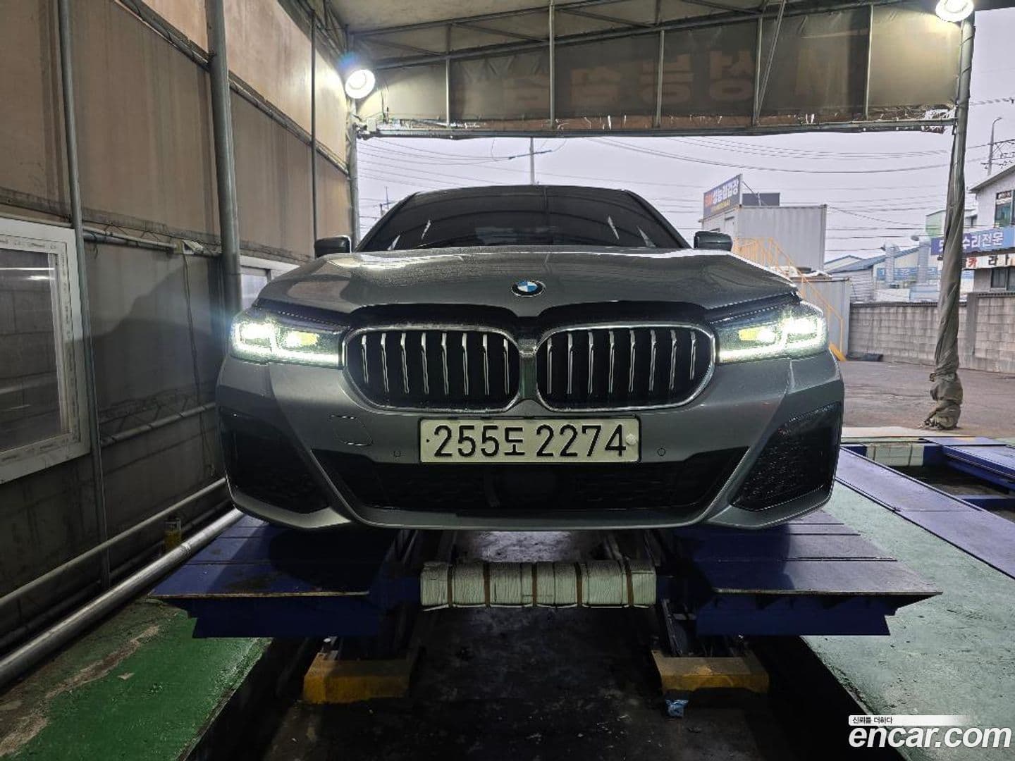 Main__Slider__Photo:5-Series BMW 2023.0-0
