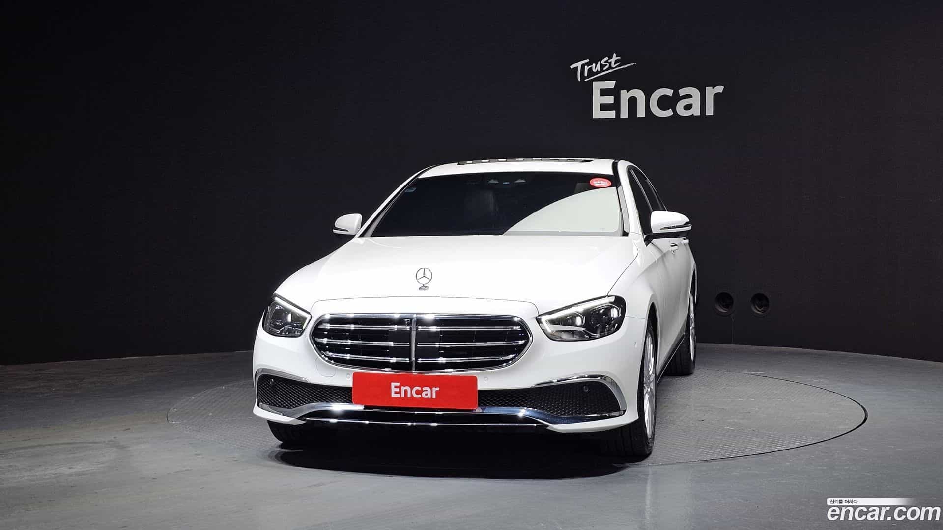 E-Class Mercedes-Benz 2022.0-OUTER-003