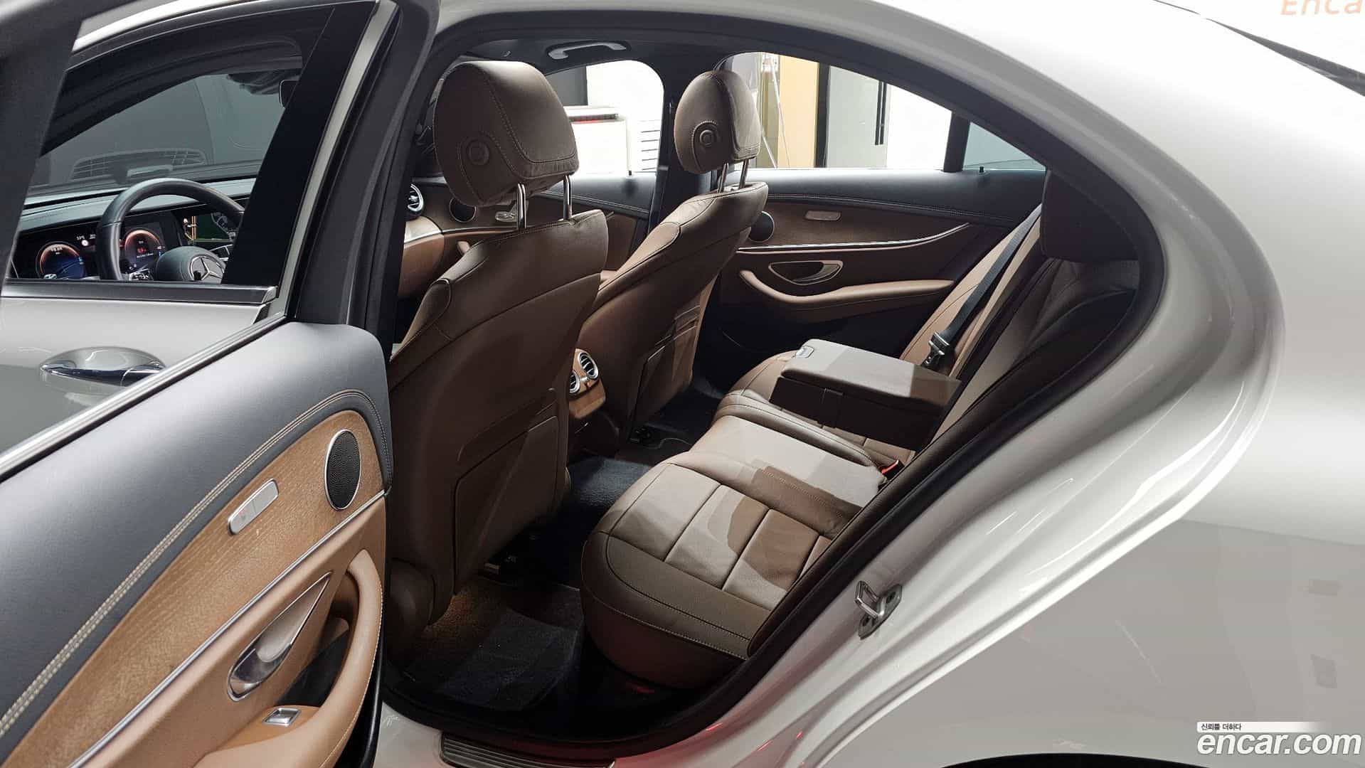 E-Class Mercedes-Benz 2022.0-OPTION-015