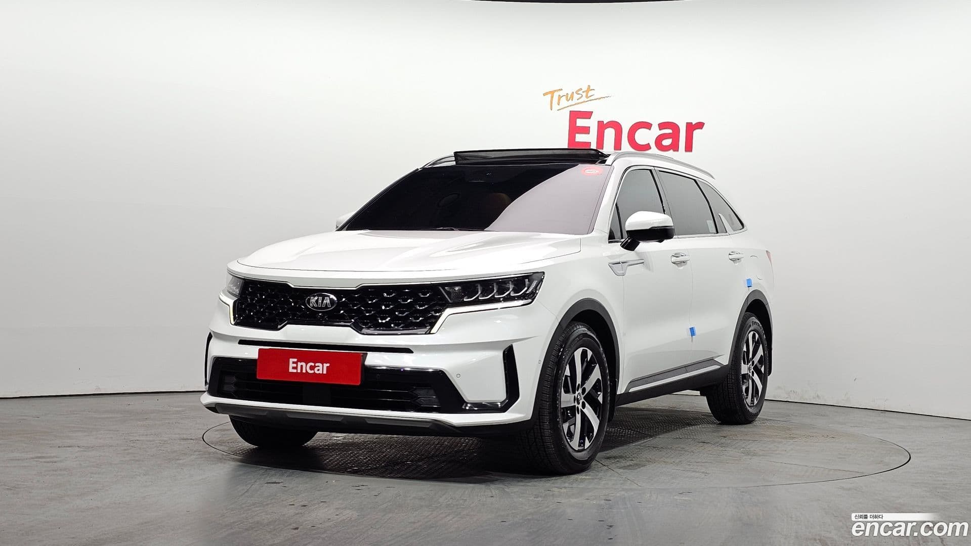 Main__Slider__Photo:Sorento Kia 2020.5-0