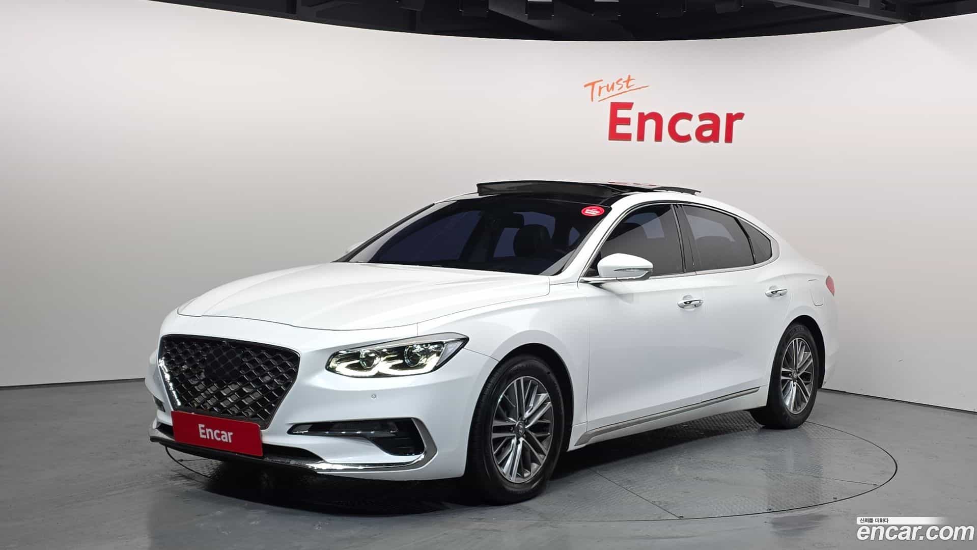 Grandeur Hyundai 2018.1-OUTER-001