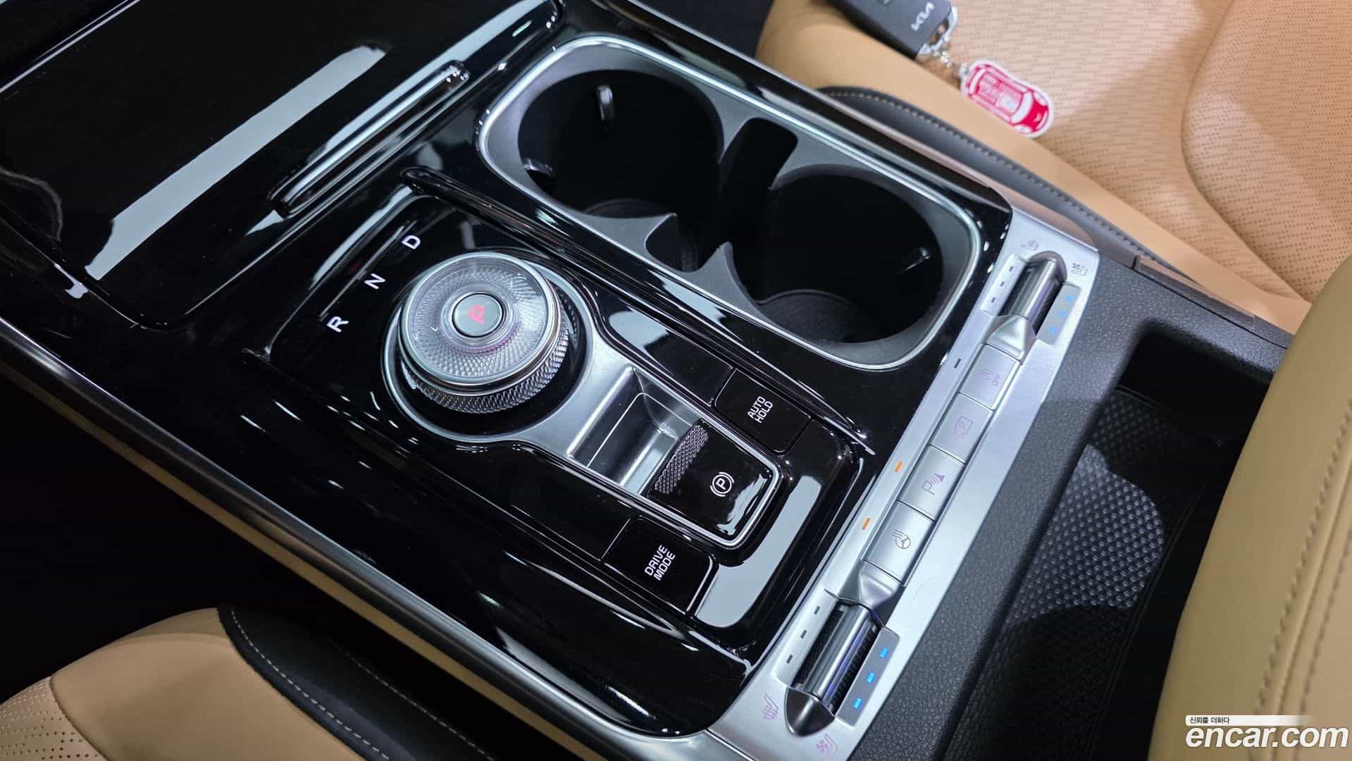 Canival Kia 2022.1-INNER-009