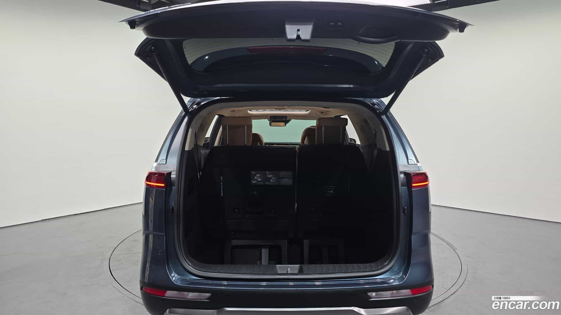 Canival Kia 2022.1-OPTION-024