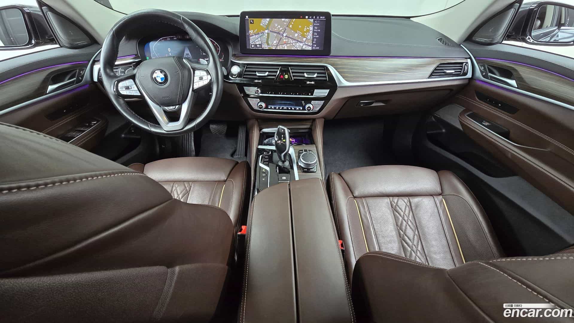Gran Turismo BMW 2020.10-INNER-007