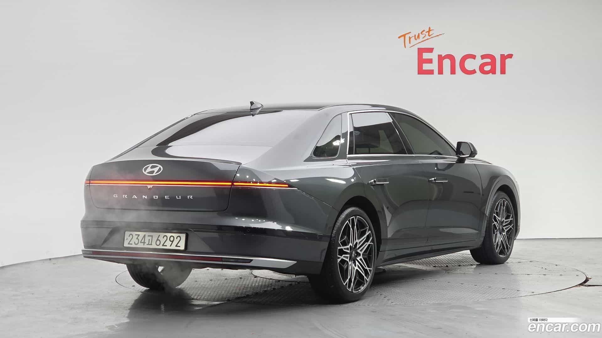 Grandeur Hyundai 2024.9-OUTER-002