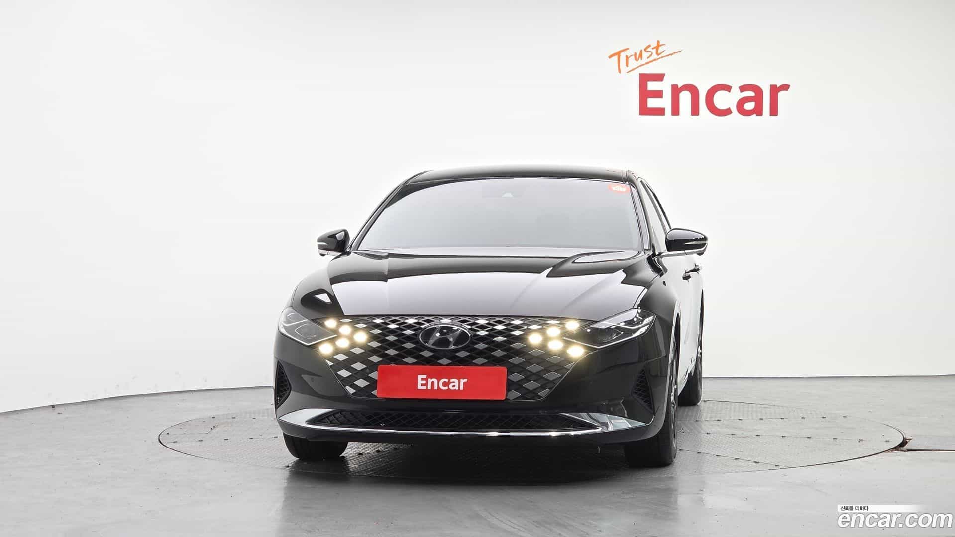 Grandeur Hyundai 2022.6-OUTER-003