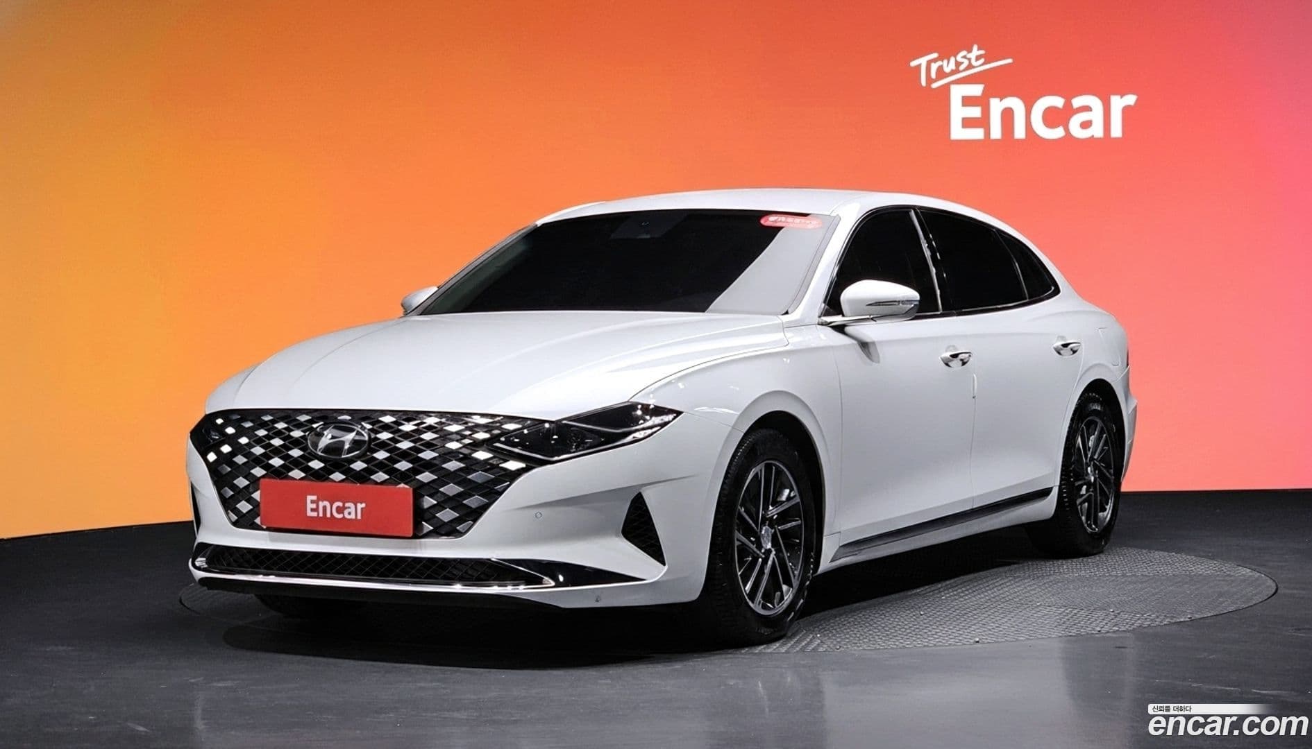 Main__Slider__Photo:Grandeur Hyundai 2021.0-0