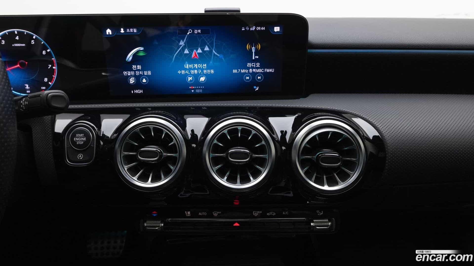 A-Class Mercedes-Benz 2021.9-OPTION-020