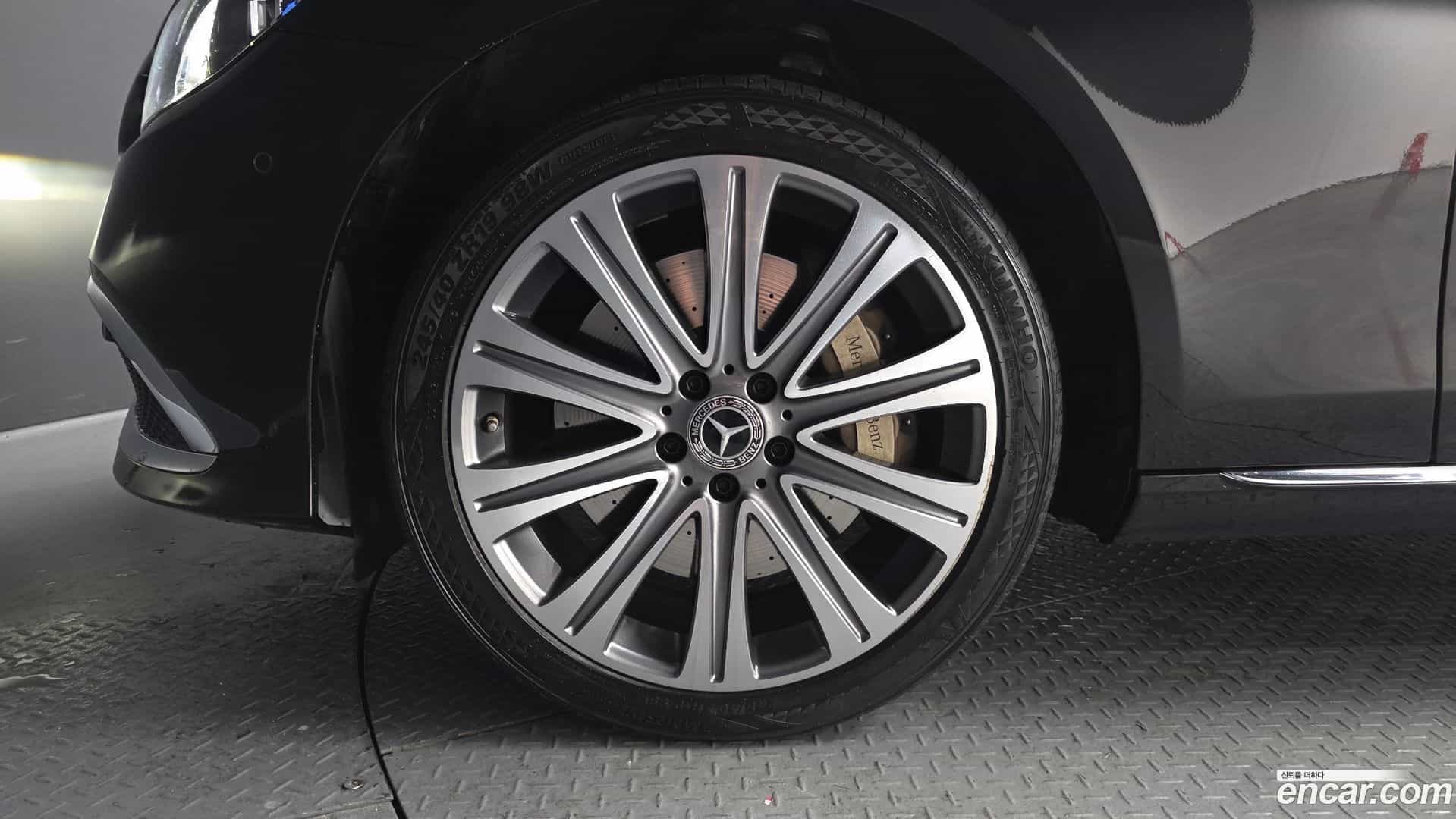 E-Class Mercedes-Benz 2021.3-OUTER-005