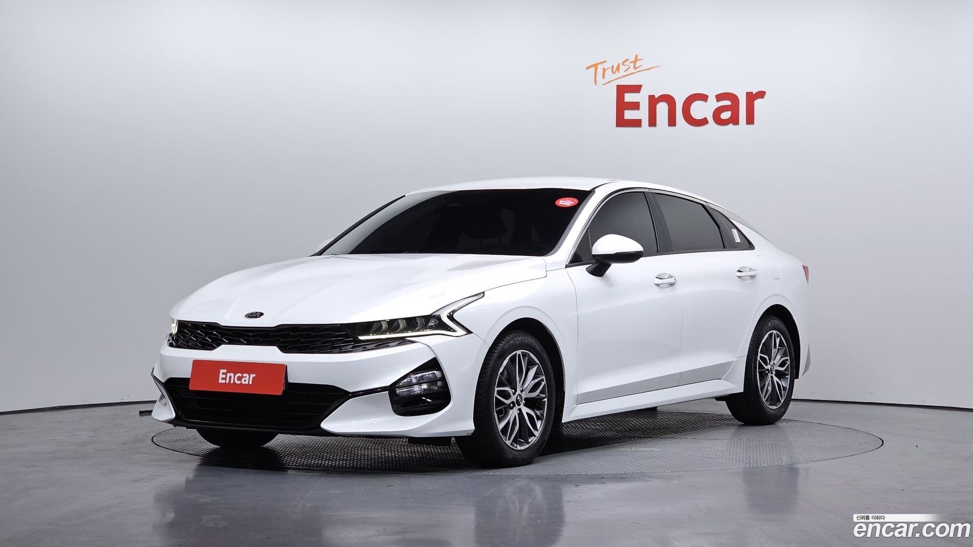 Main__Slider__Photo:K5 Kia 2020.7-0