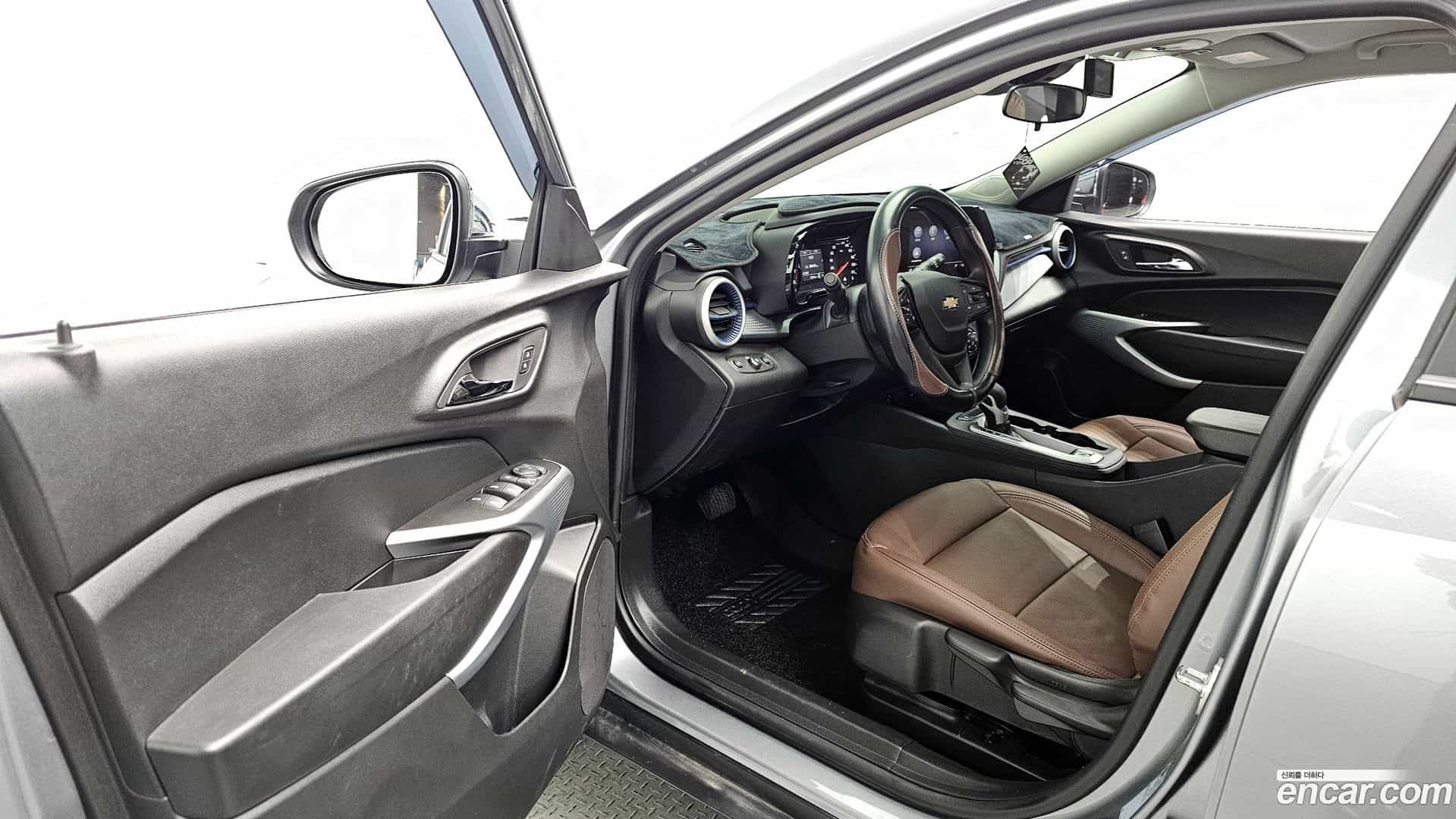 Trax Chevrolet 2024.3-INNER-010