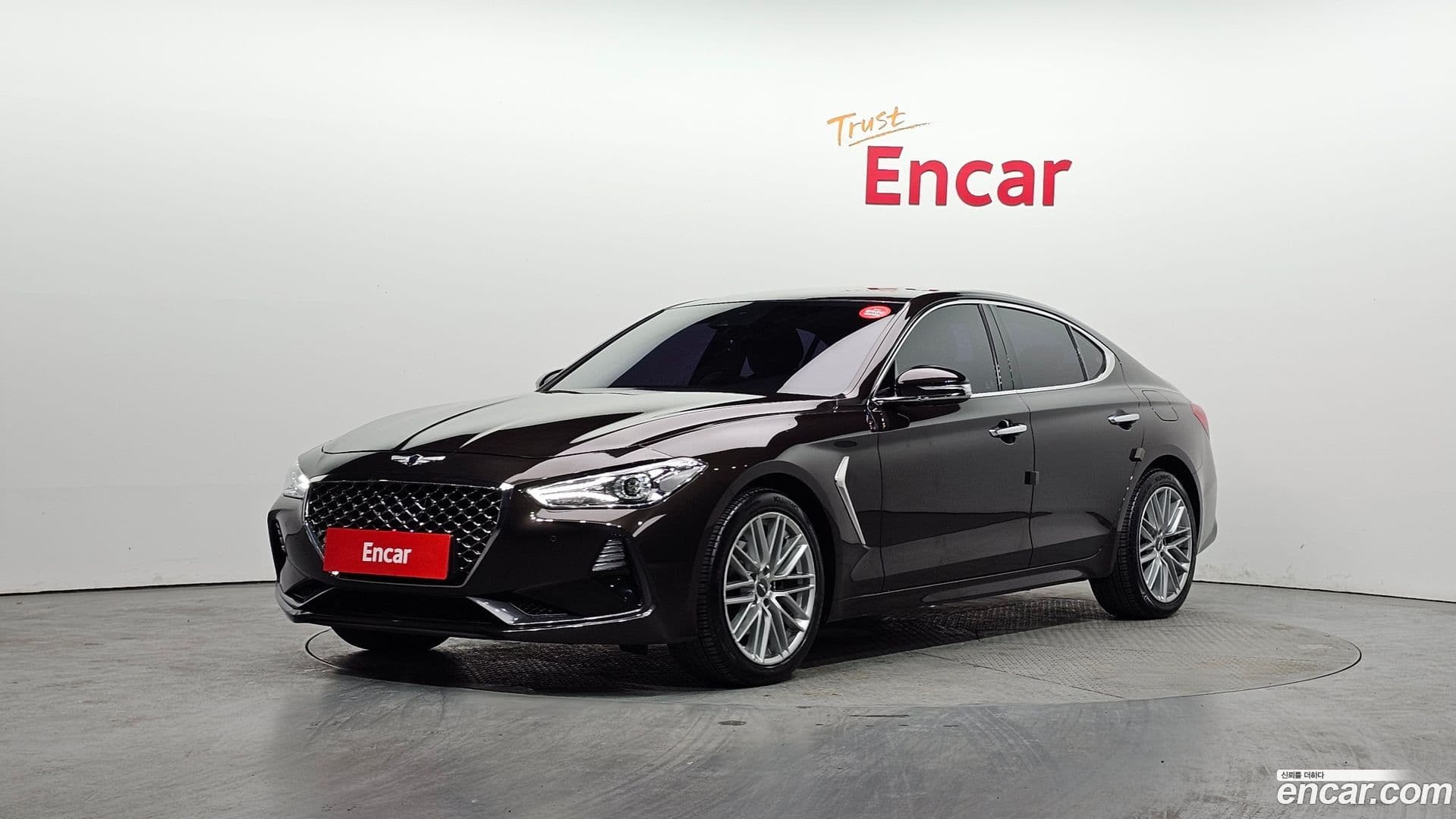 Main__Slider__Photo:G70 Genesis 2019.0-0