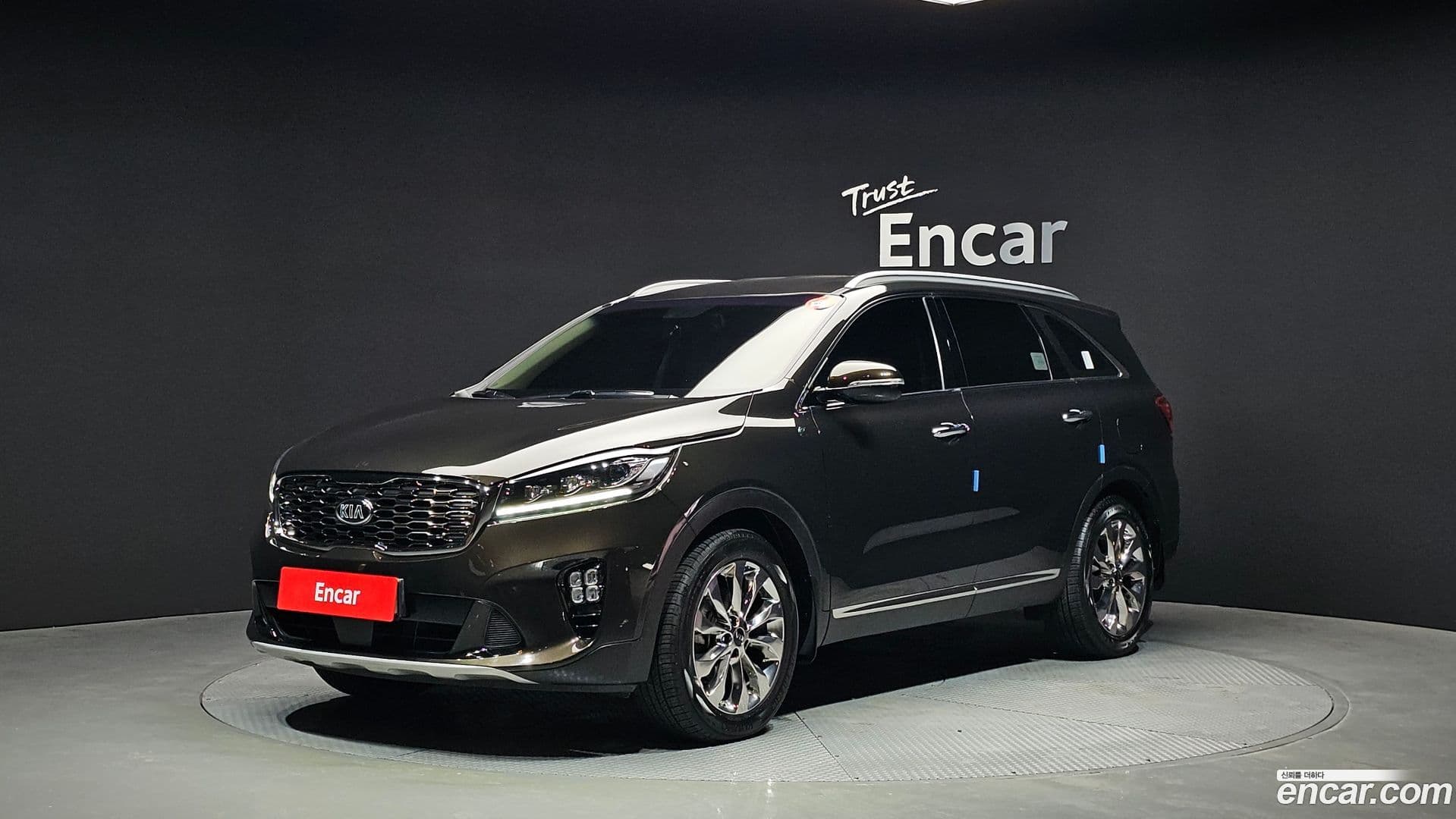 Main__Slider__Photo:Sorento Kia 2019.3-0