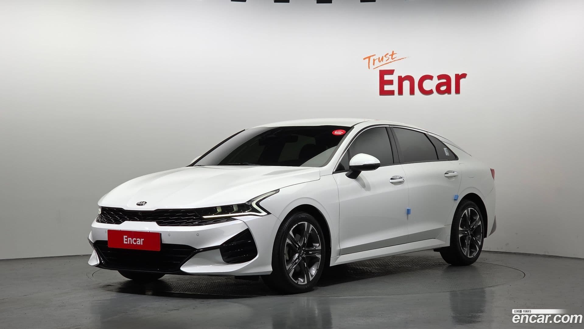 Main__Slider__Photo:K5 Kia 2021.1-0