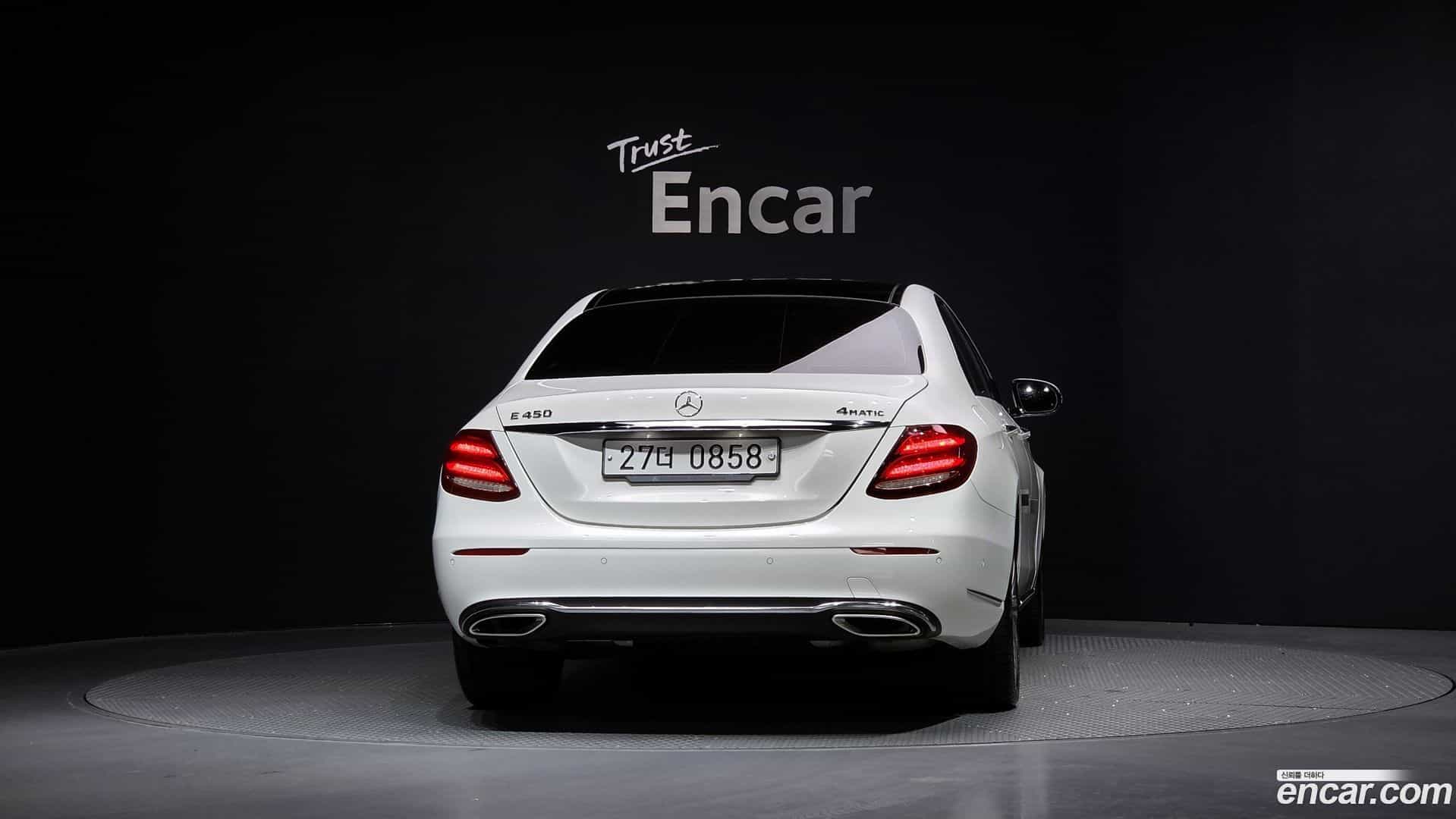 E-Class Mercedes-Benz 2019.6-OUTER-004