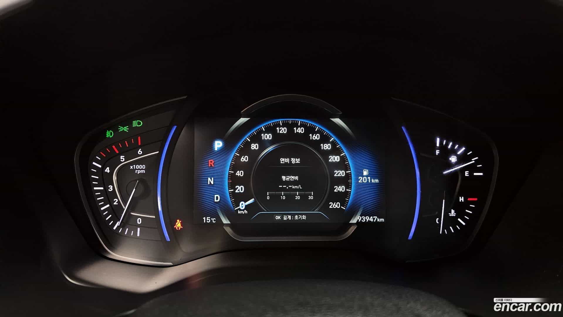 Santafe Hyundai 2018.7-INNER-008