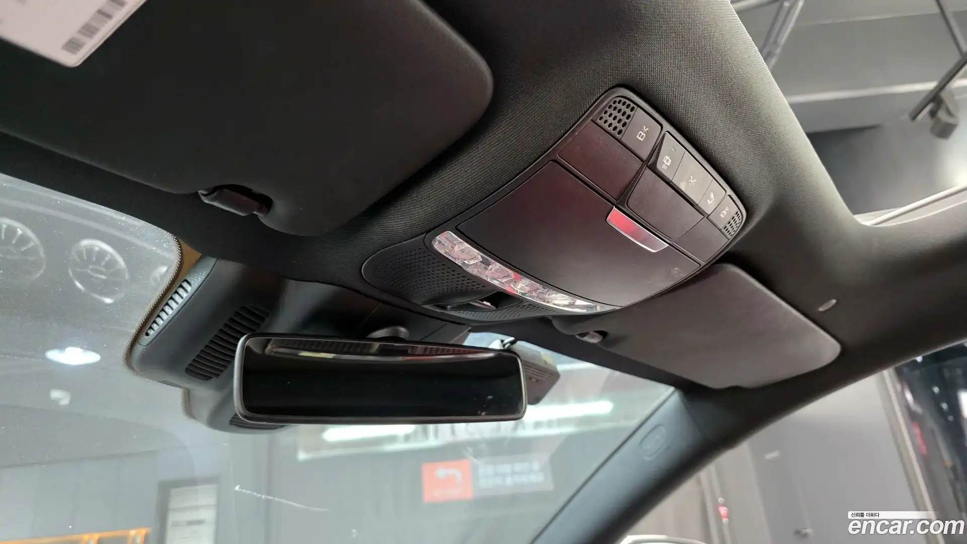 E-Class Mercedes-Benz 2017.7-OPTION-022