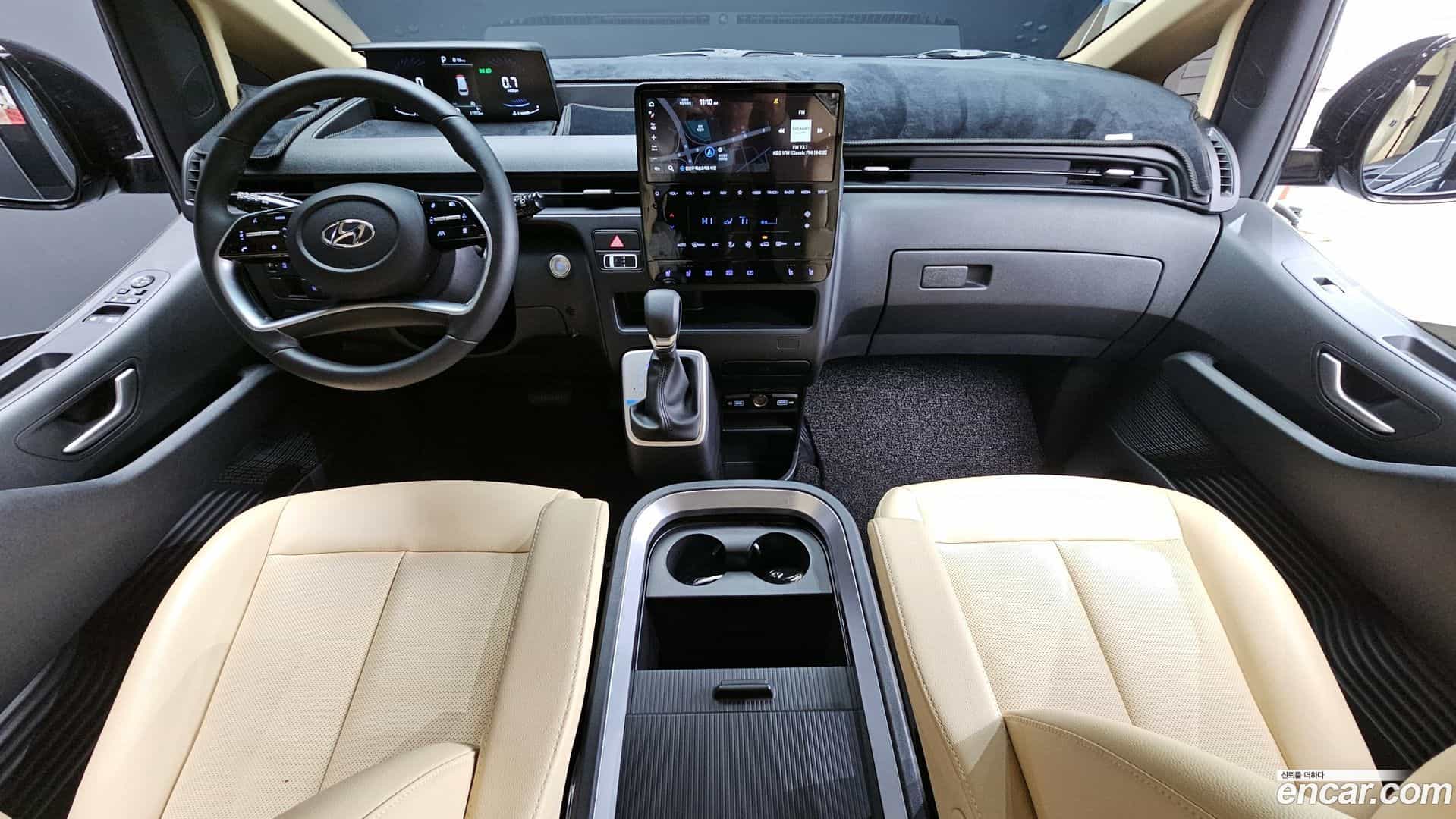 Staria Hyundai 2023.10-INNER-007