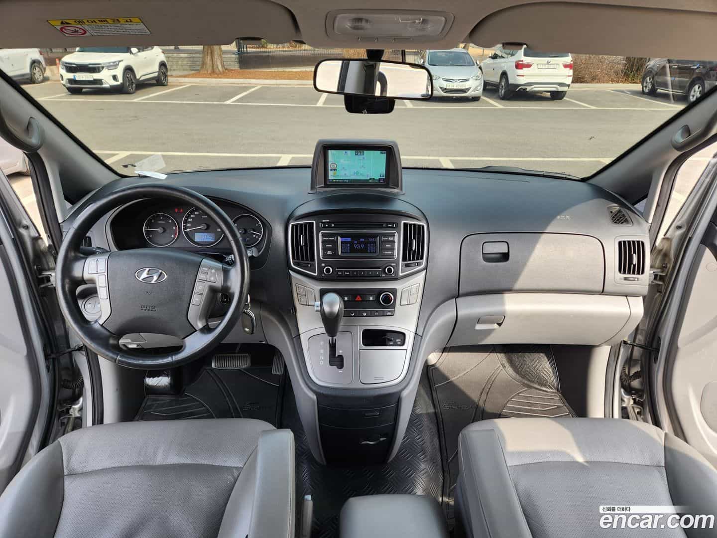 Starex Hyundai 2019.2-OPTION-016