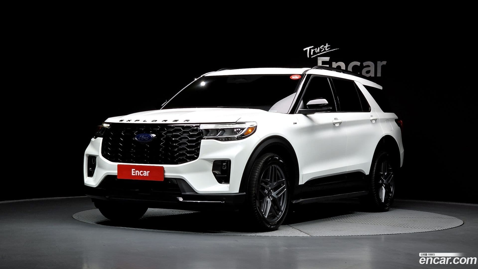 Main__Slider__Photo:Explorer Ford 2025.1-0