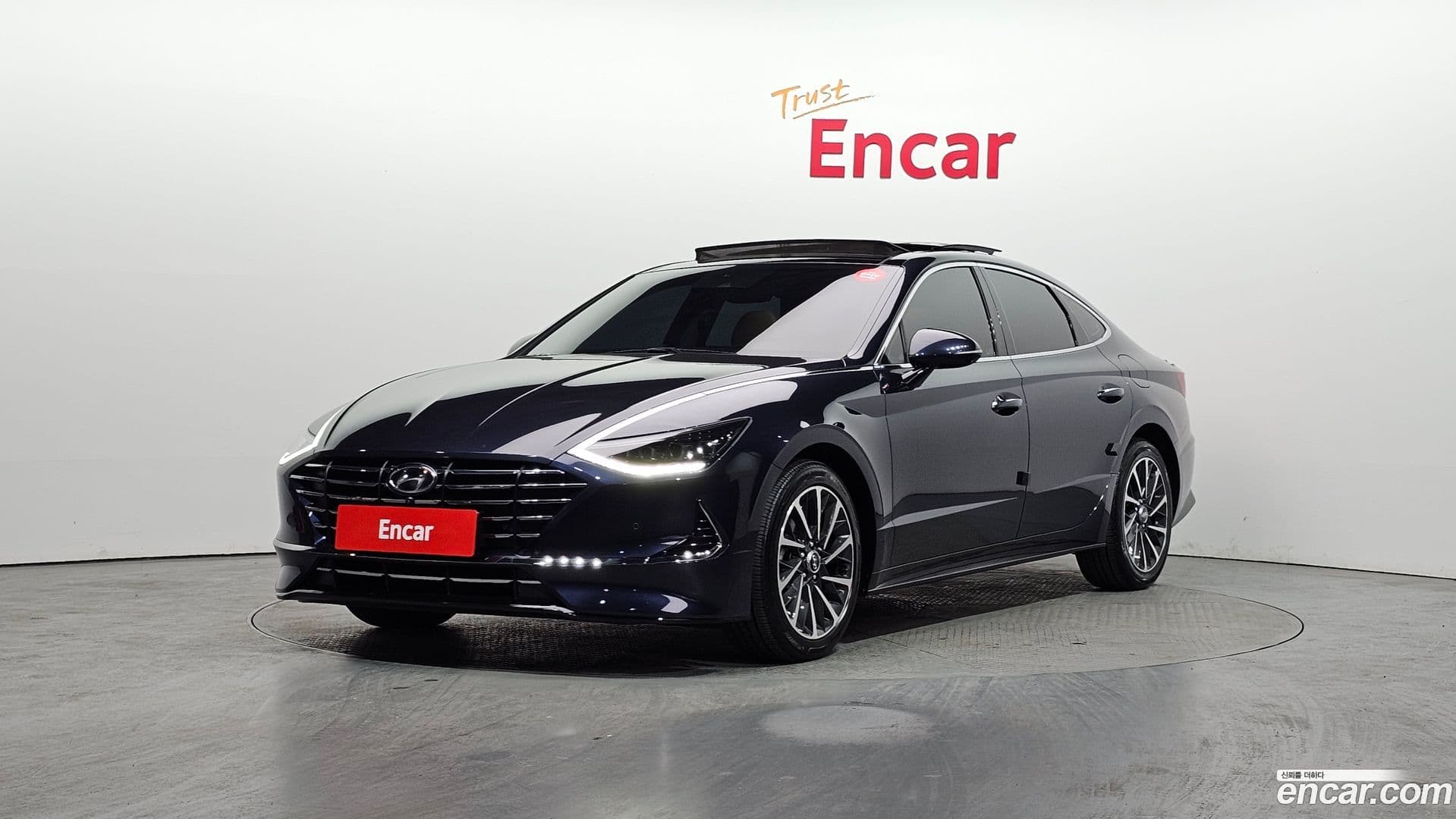 Main__Slider__Photo:Sonata Hyundai 2019.4-0