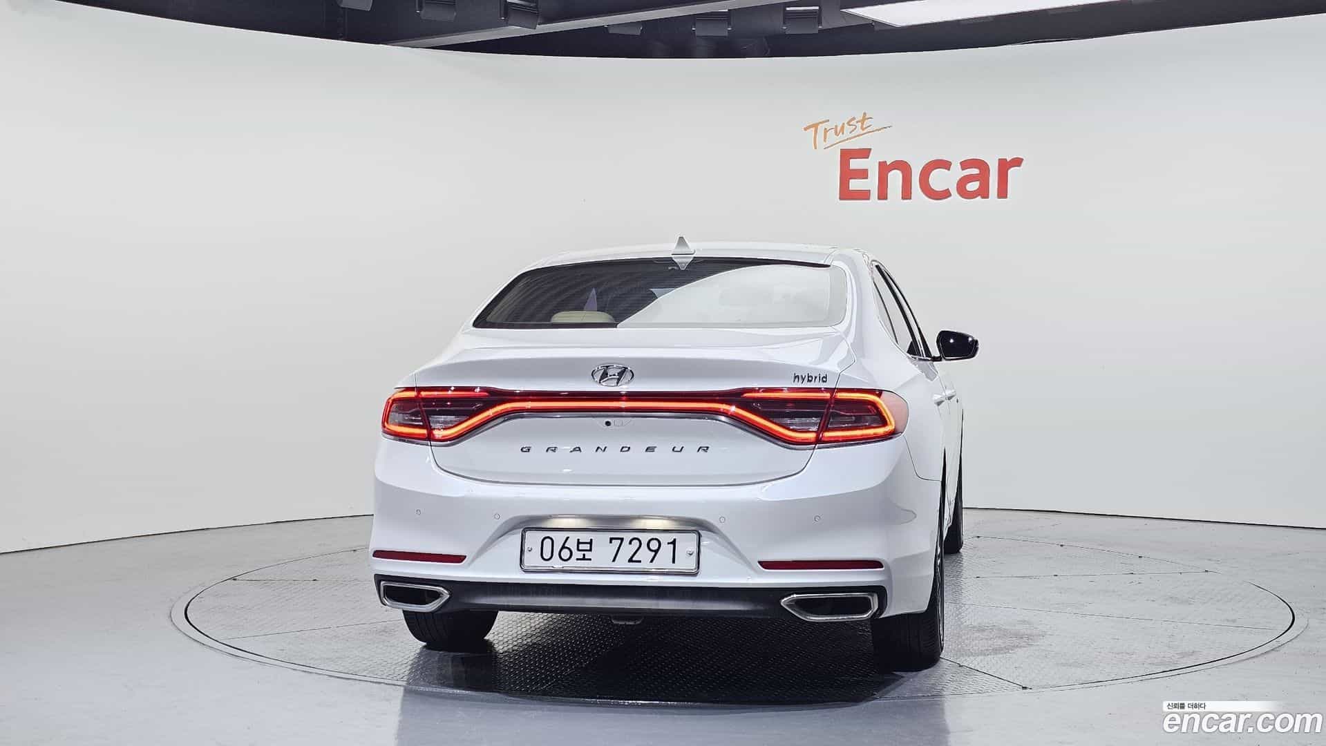 Grandeur Hyundai 2018.3-OUTER-004
