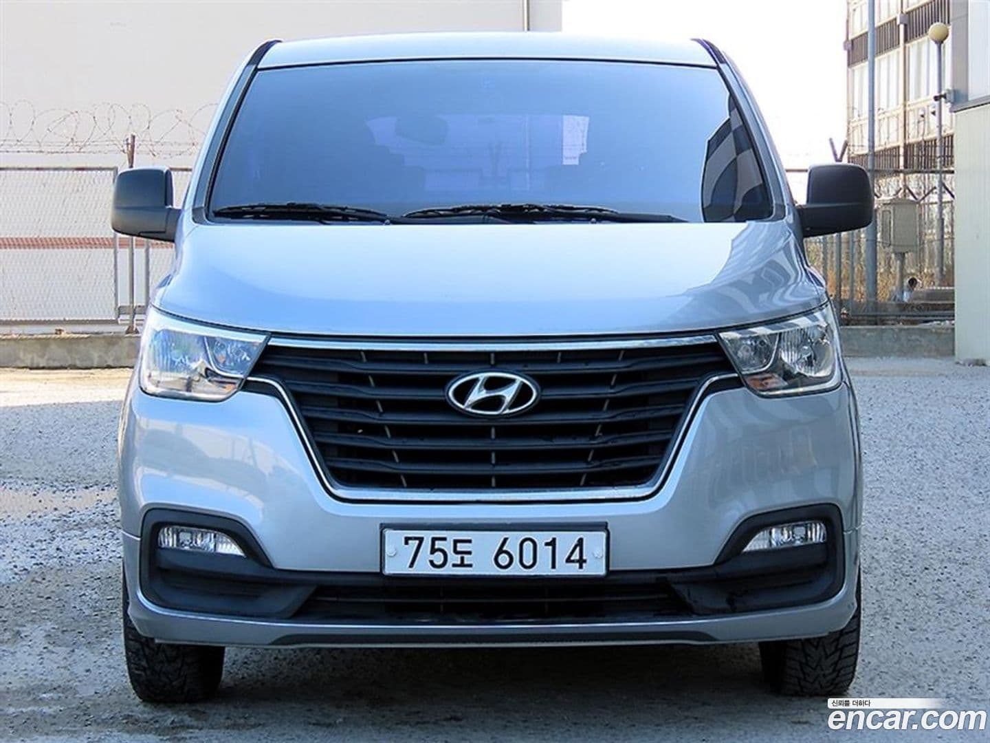 Main__Slider__Photo:Starex Hyundai 2018.8-0